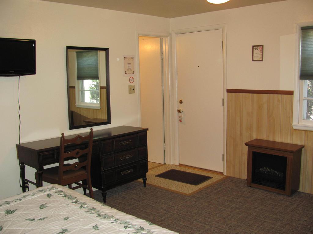Motel Garden Cottages -