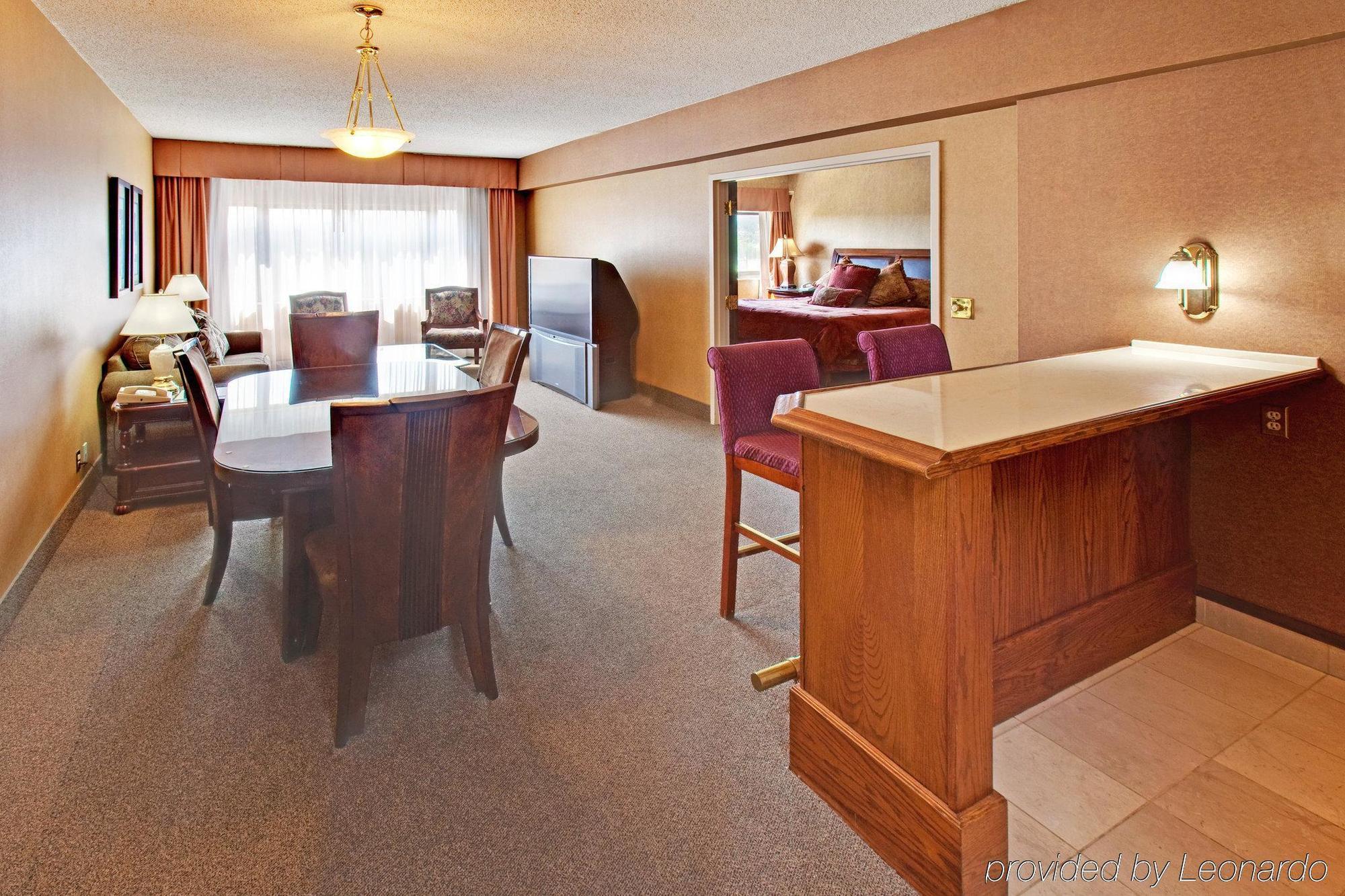 Hotel Doubletree By Hilton Rapid Downtown Convention Center