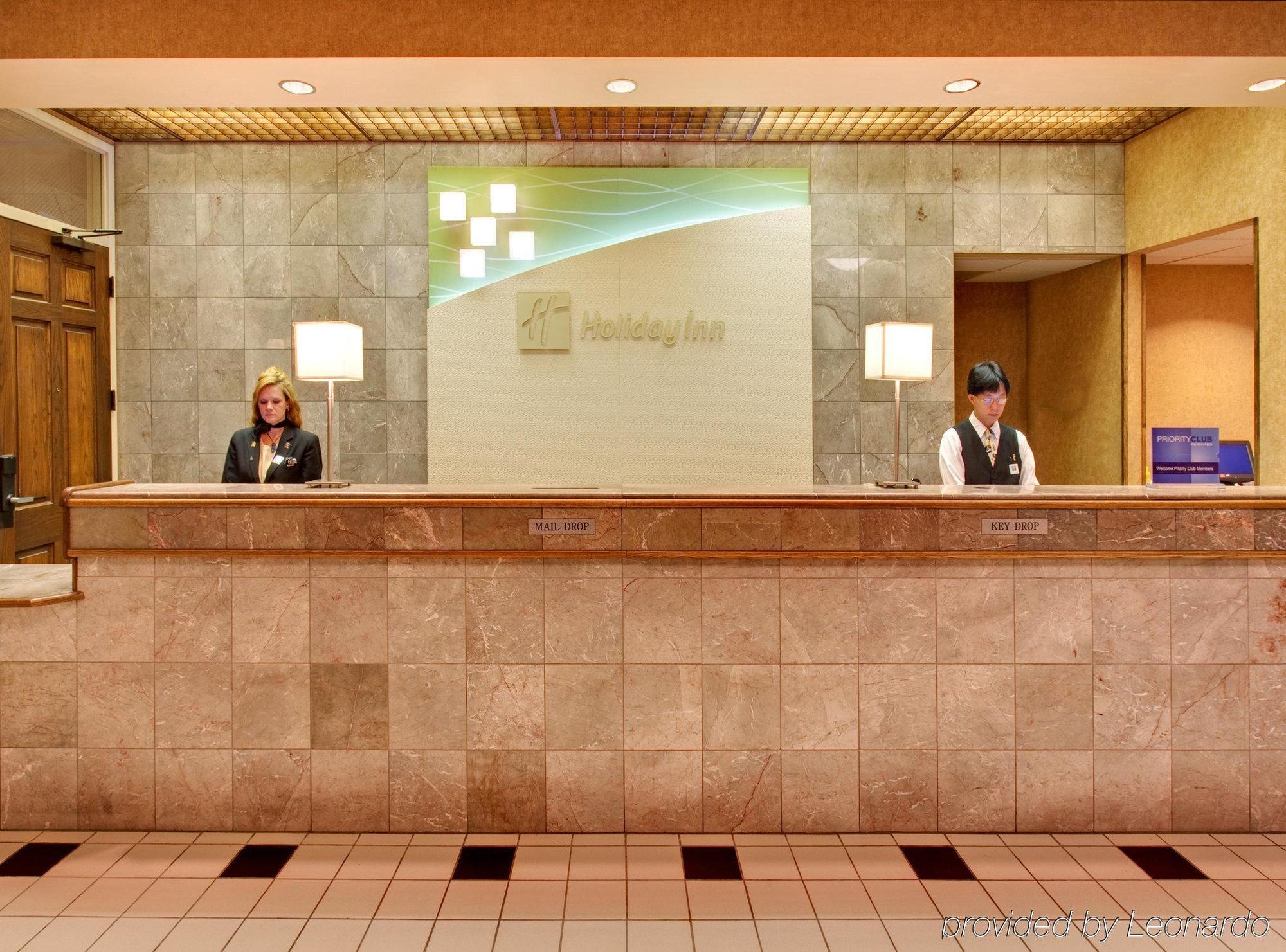 Hotel Doubletree By Hilton Rapid Downtown Convention Center