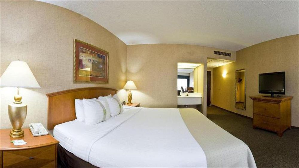 Doubletree By Hilton Rapid Downtown Convention Center