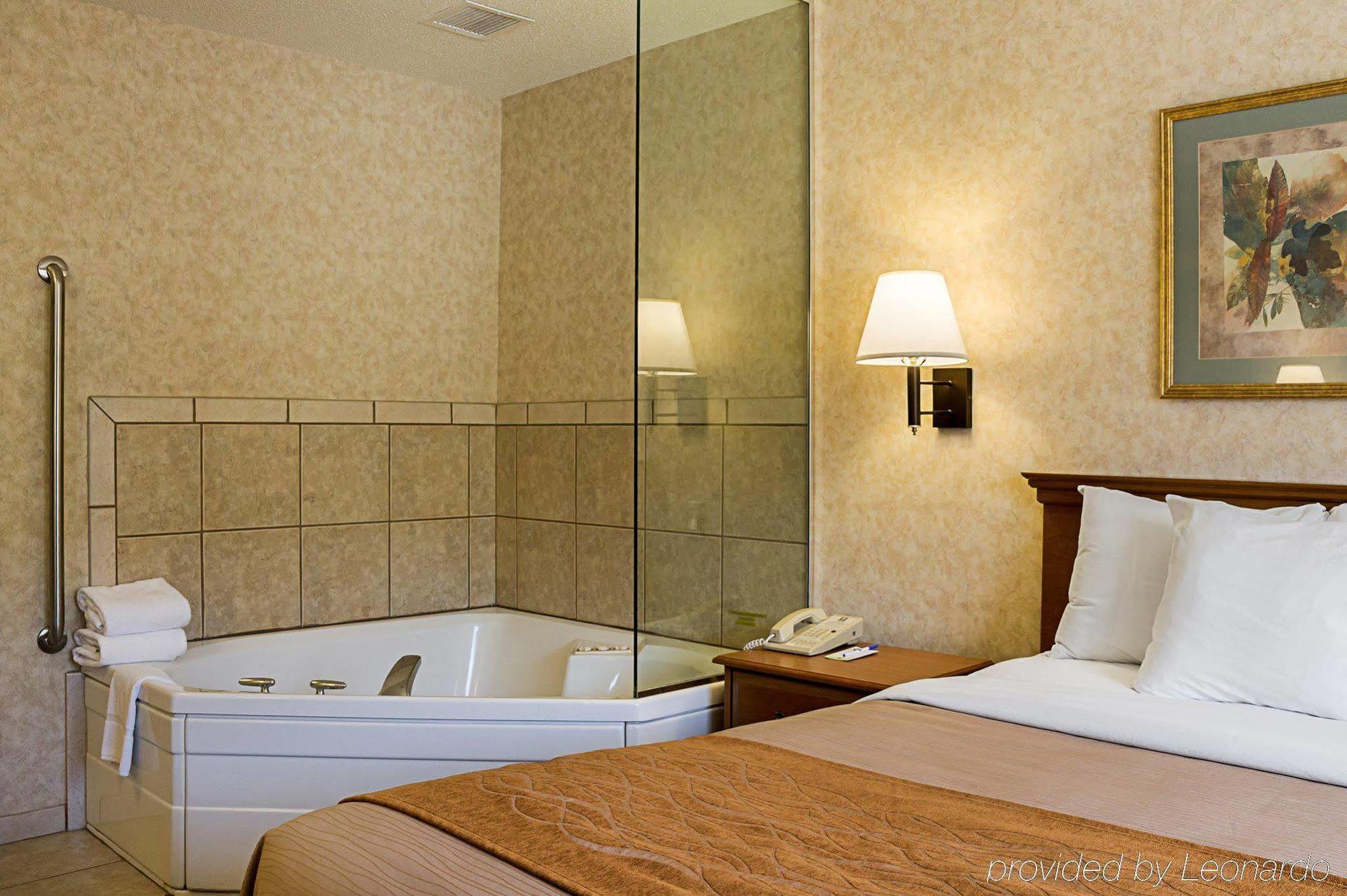 Comfort I-90 Hotel 3*