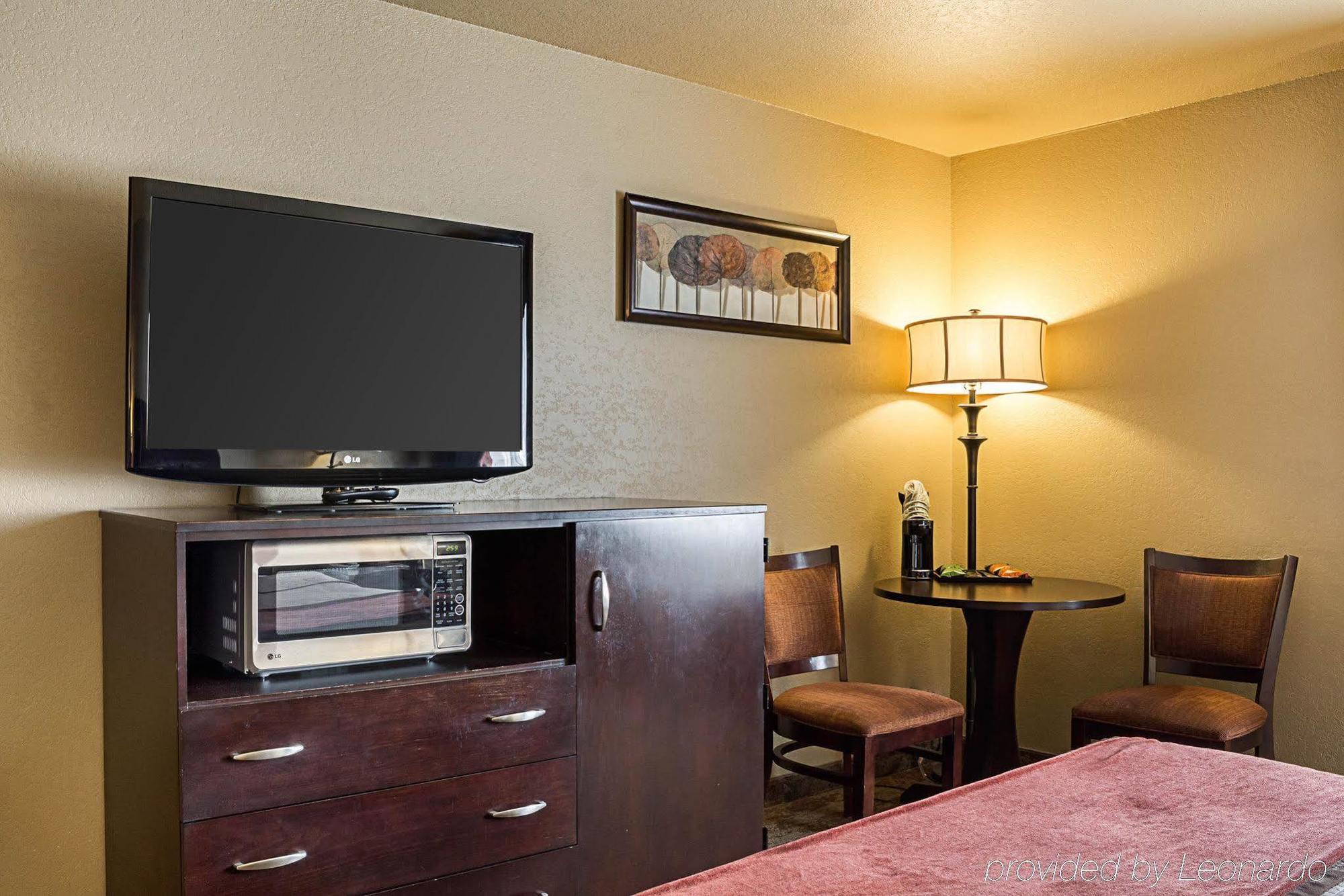 Econo Black Hills Lodge Rapid City