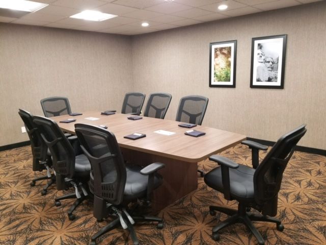 Hotel Western Ramkota 3*