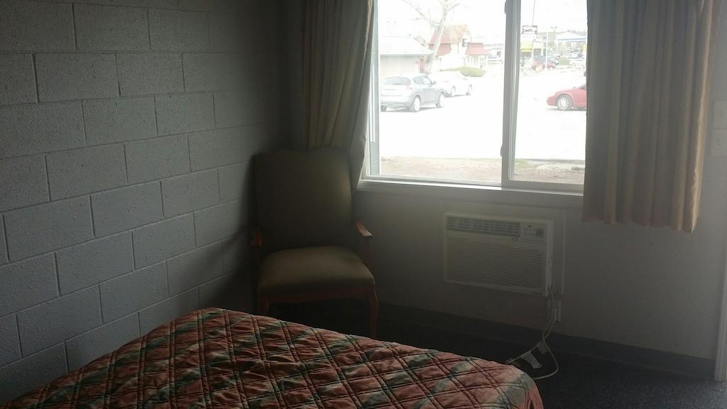 Western Thrifty * Rapid City