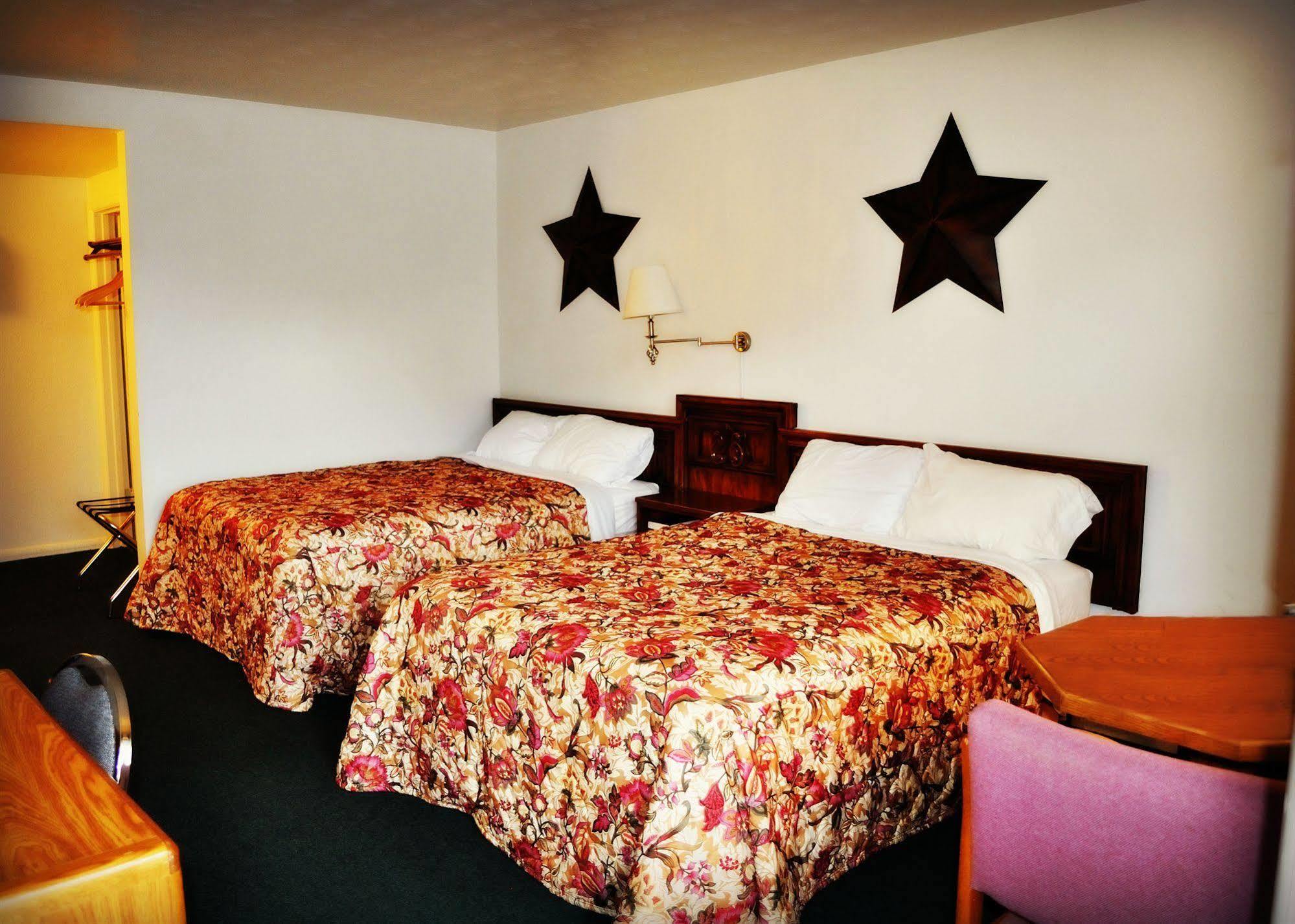 Motel Town House 2*