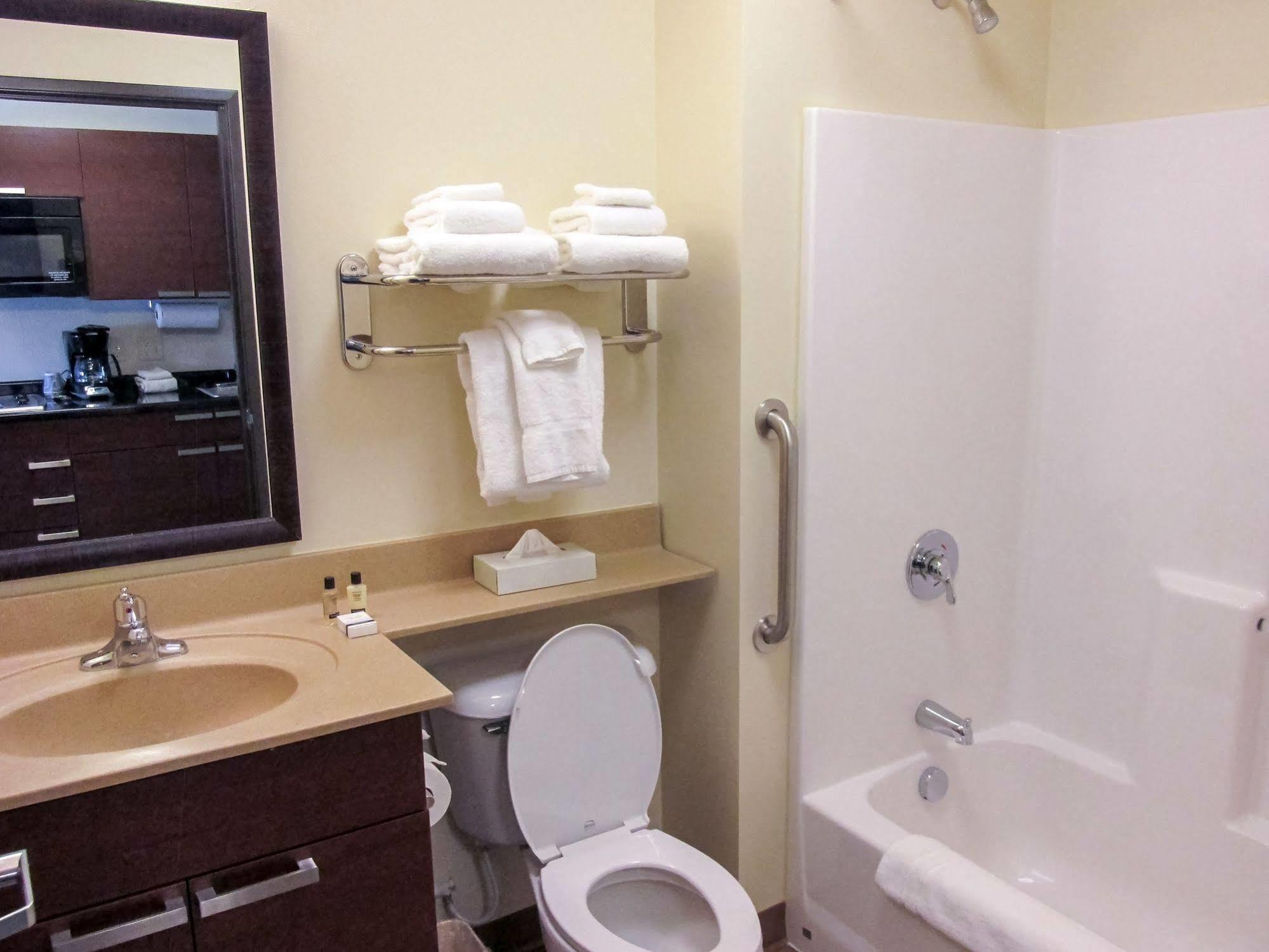 My Place Rapid Hotel 3*