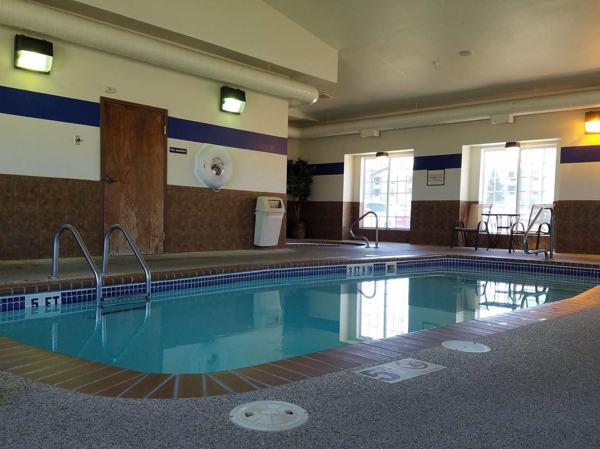 Microtel & By Wyndham Rapid