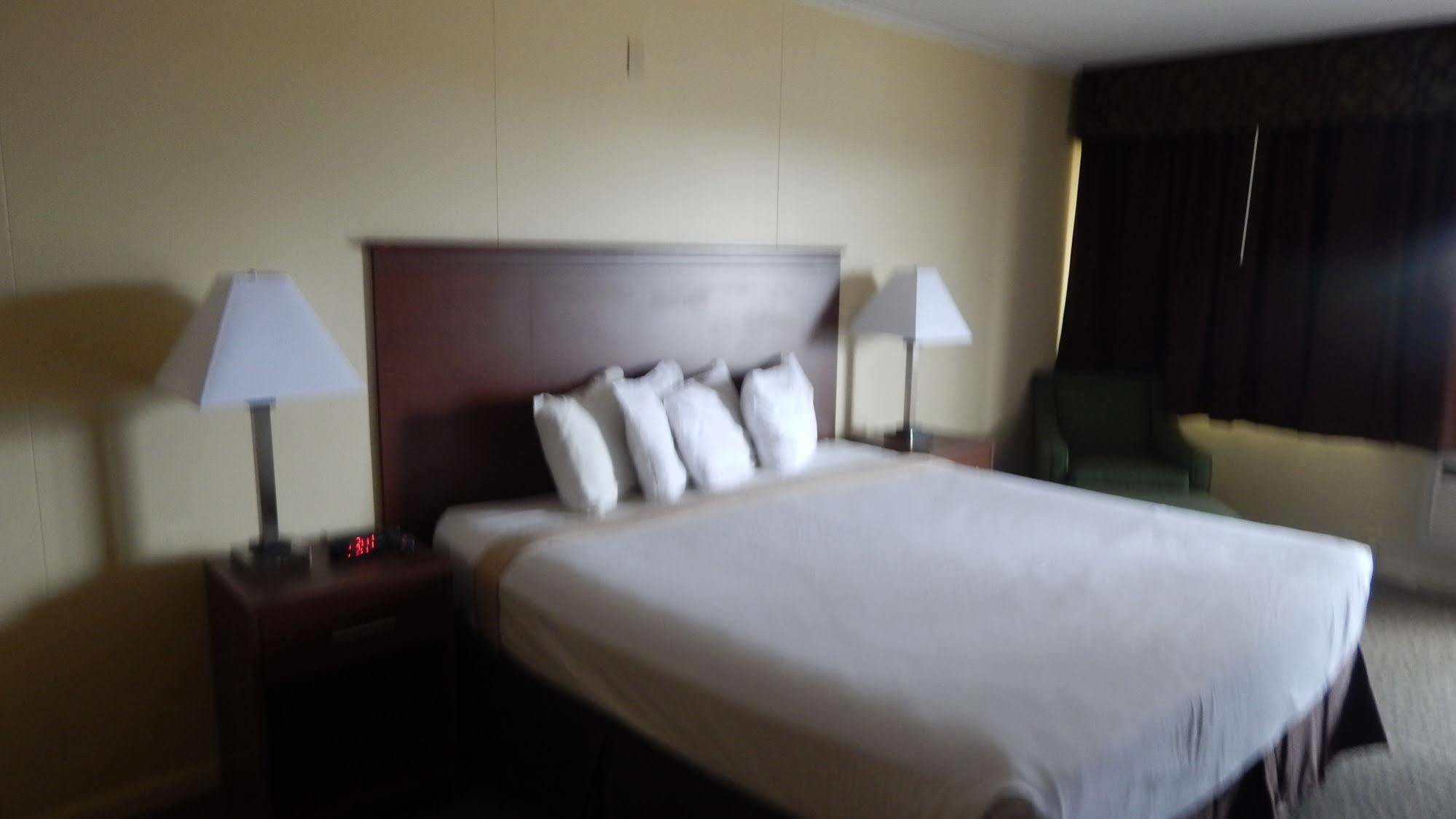 Fair Value - Rapid Motel 2*
