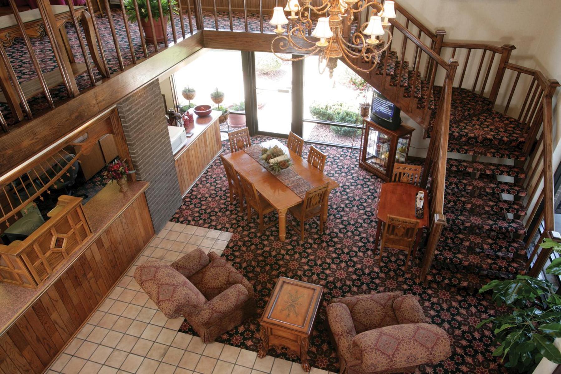 The Foothills Hotel