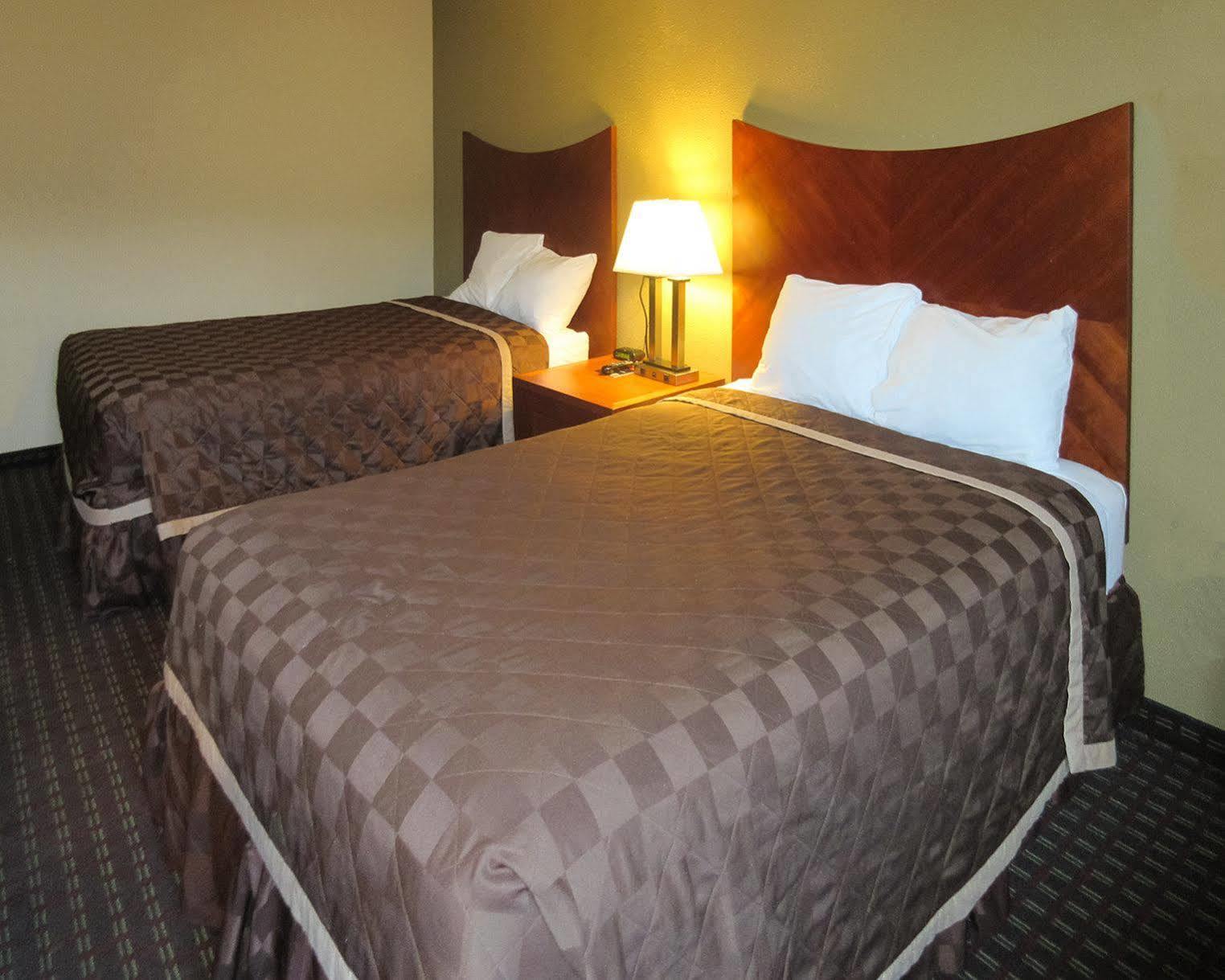 Dakota Pines Hotel Rapid City