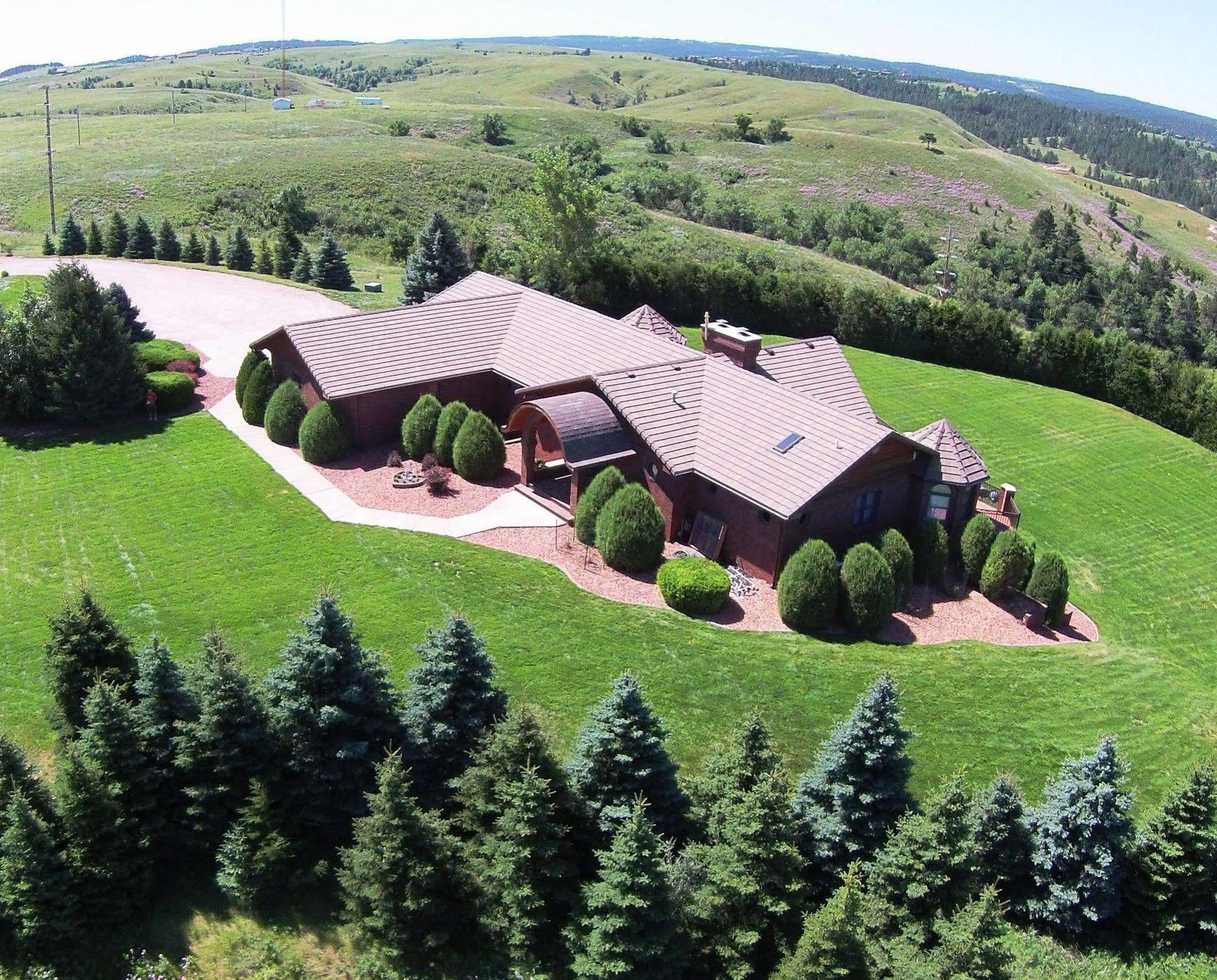Emerald Hills