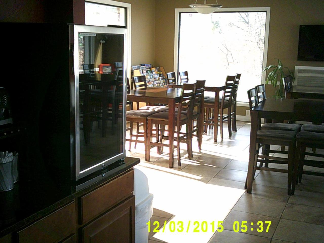 Hotel Super 8 By Wyndham Rapid Rushmore Rd 2*