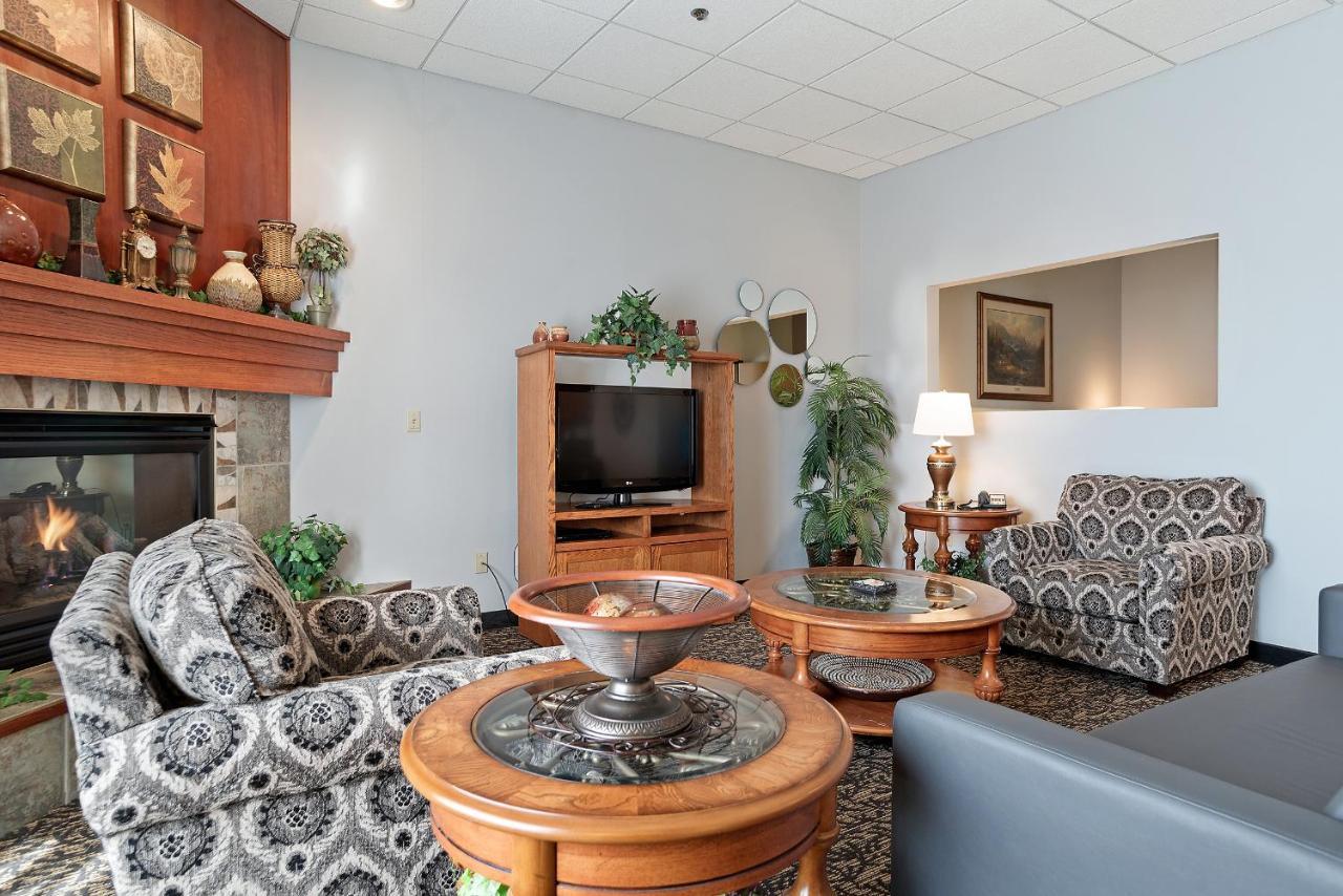 Elevation & Suites, Trademark Collection By Wyndham