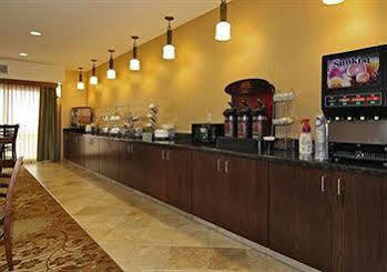 Hotel Comfort Conference Center Rapid 3*