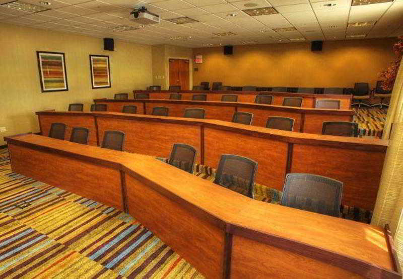 Fairfield & Rapid Hotel 3*