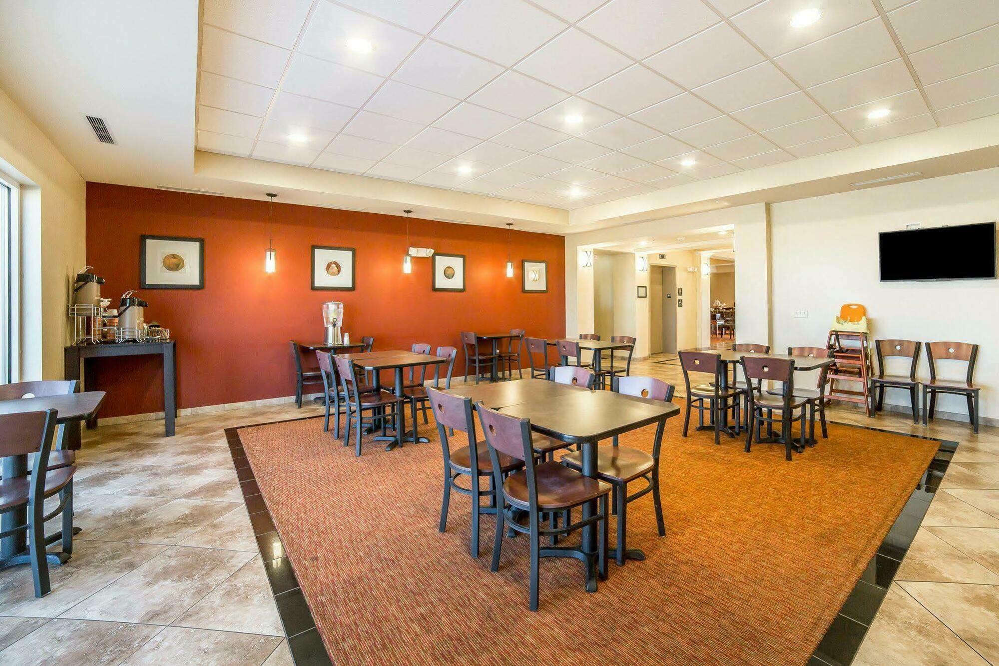Hotel Sleep & Rapid City
