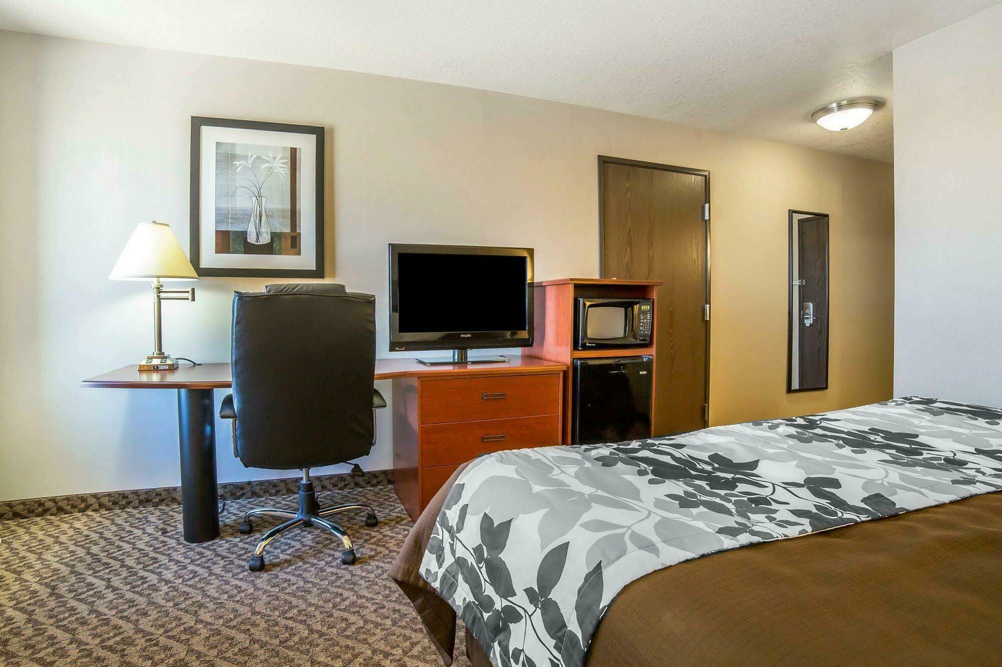 Hotel Sleep & Rapid City