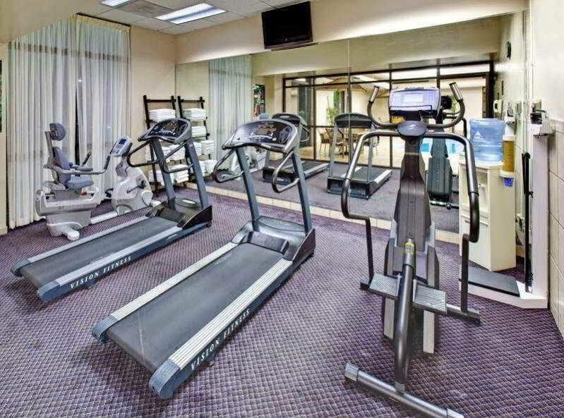 Doubletree By Hilton Rapid Downtown Convention Center Hotel