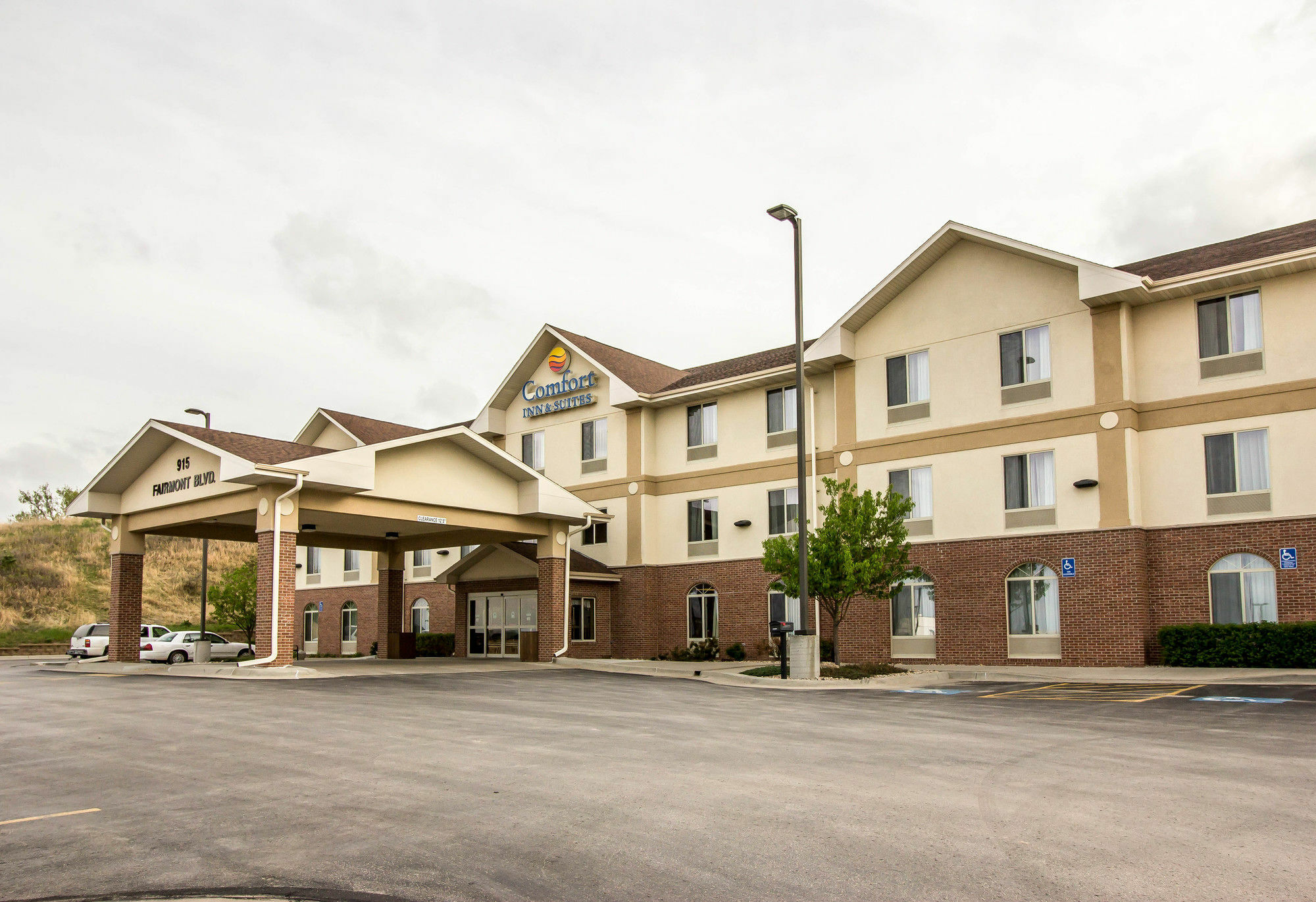 Comfort & Hotel 3*