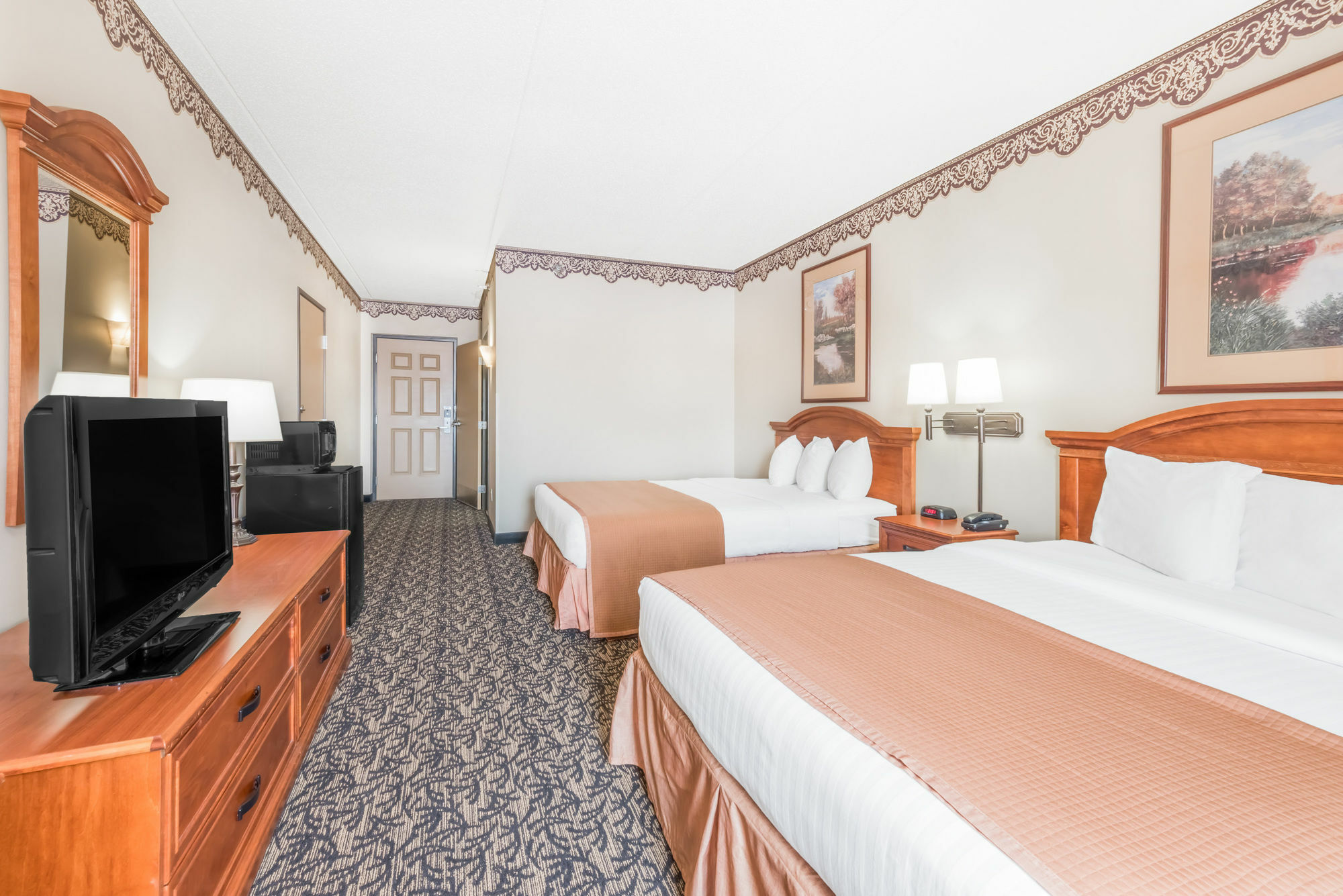 Elevation & Suites, Trademark Collection By Wyndham Hotel 3*