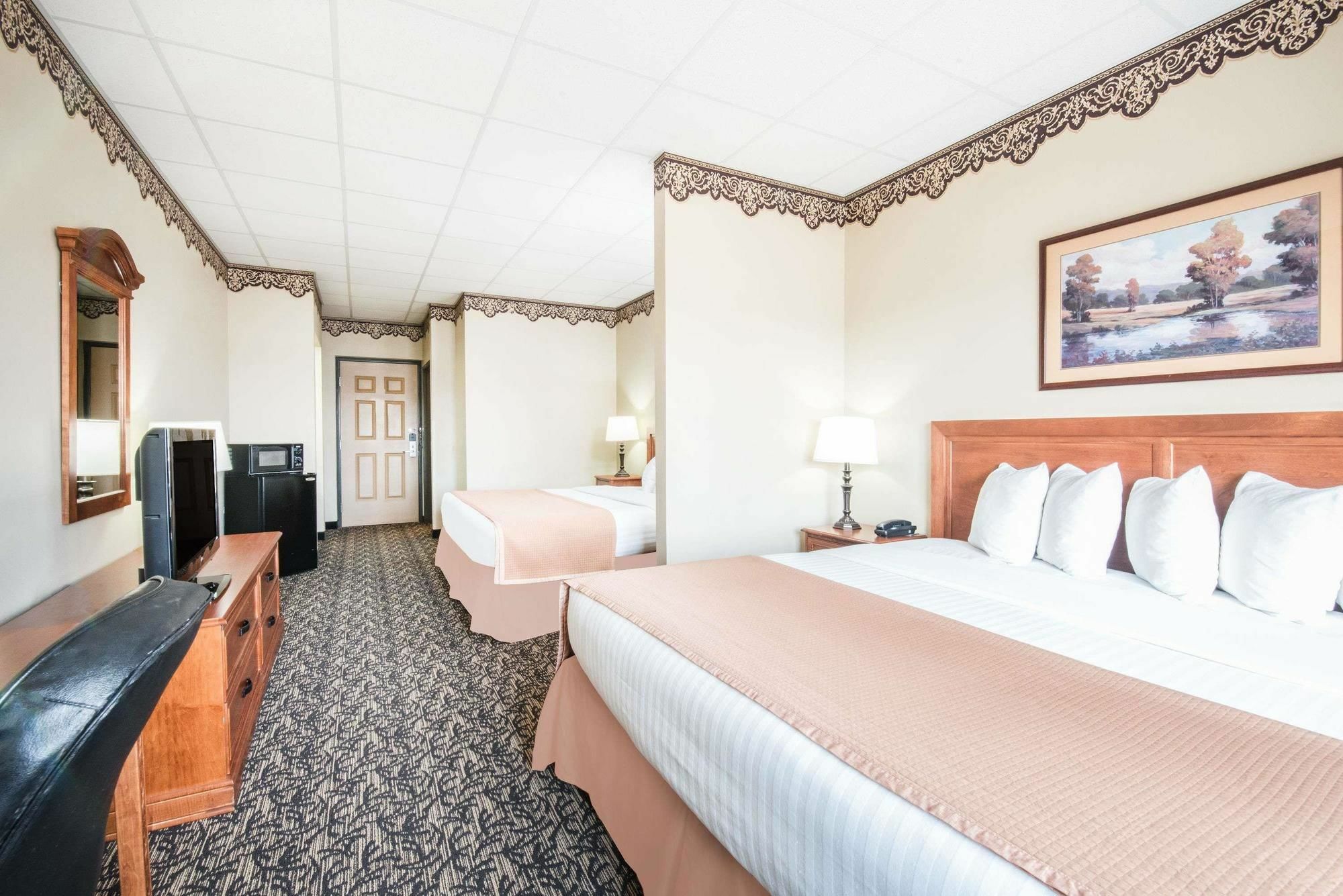 Elevation & Suites, Trademark Collection By Wyndham Hotel