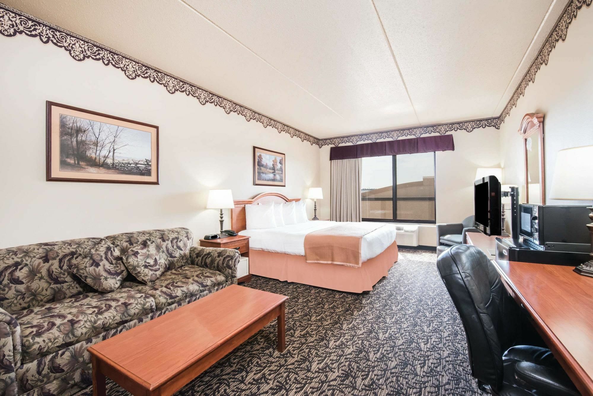 Elevation & Suites, Trademark Collection By Wyndham Hotel Rapid City