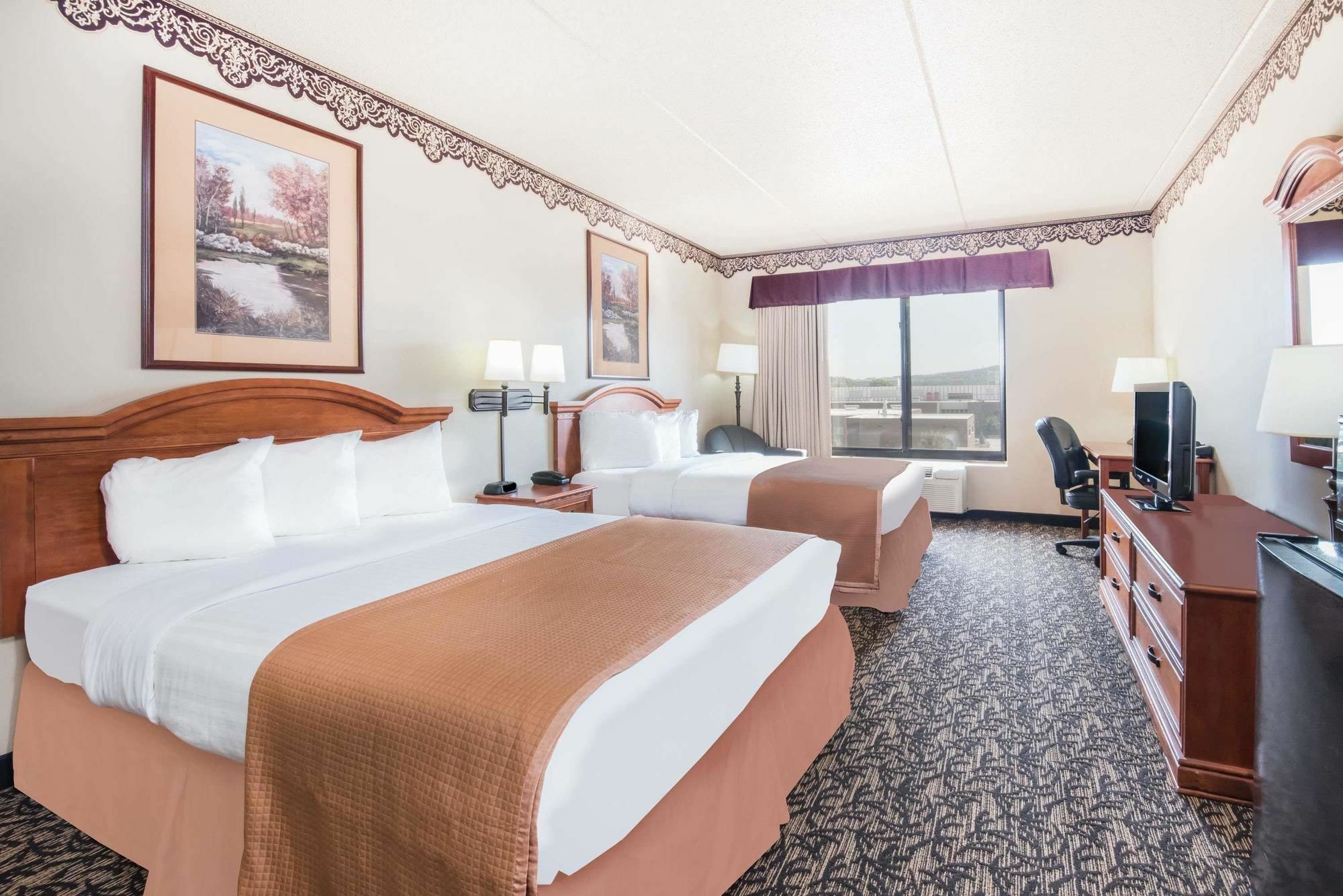 Hotel Elevation & Suites, Trademark Collection By Wyndham Rapid City