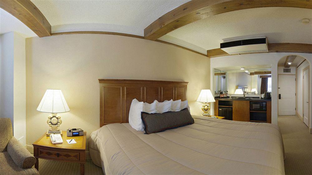 Hotel Alex Johnson Rapid City, Curio Collection By Hilton 4*