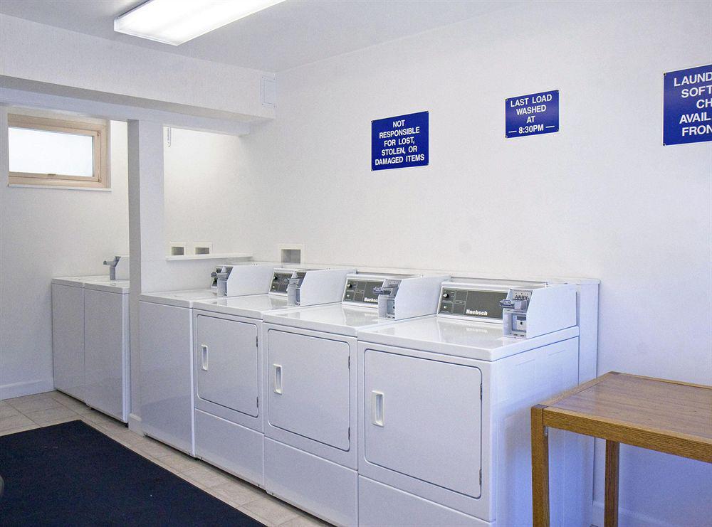 Travelodge By Wyndham Rapid 2*