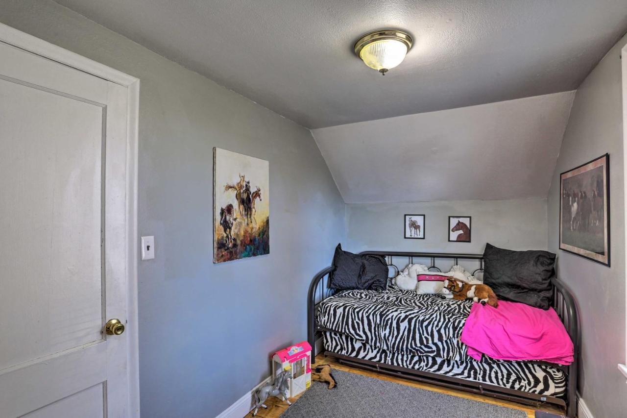 Rapid With Patio By Canyon Park! Holiday home *