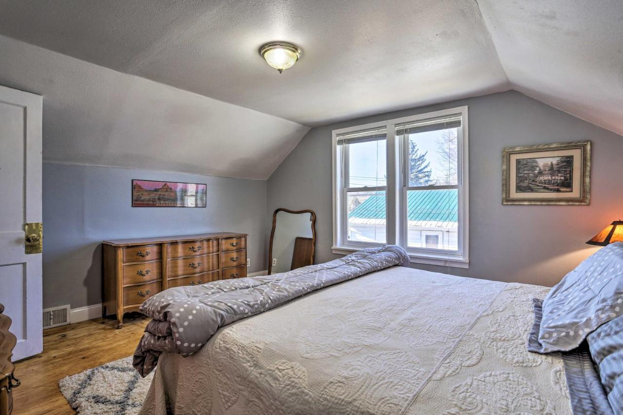Rapid With Patio By Canyon Park! *