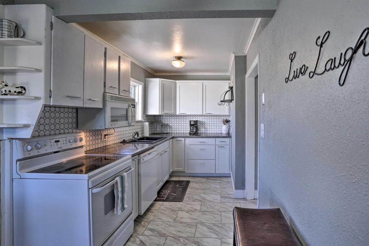 Rapid With Patio By Canyon Park! Rapid City