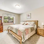 Crooked Canyon Lodge