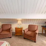 Sweetgrass Inn Bed & Breakfast