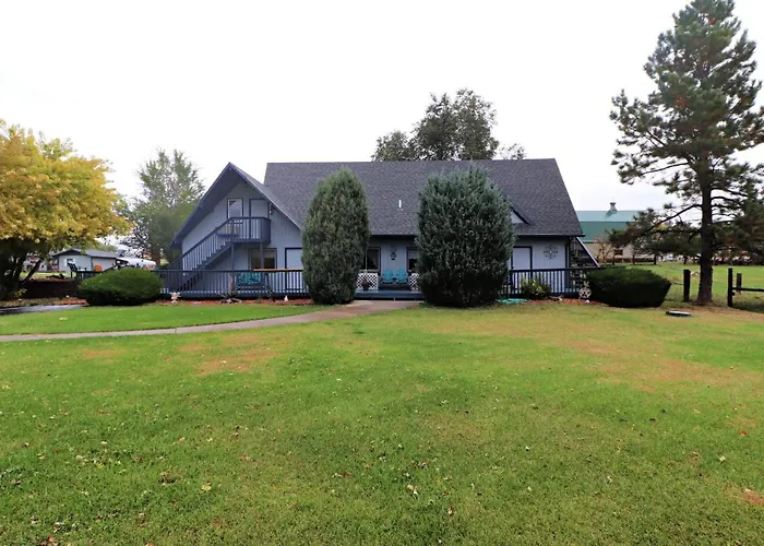 Sweetgrass Inn Bed & Breakfast