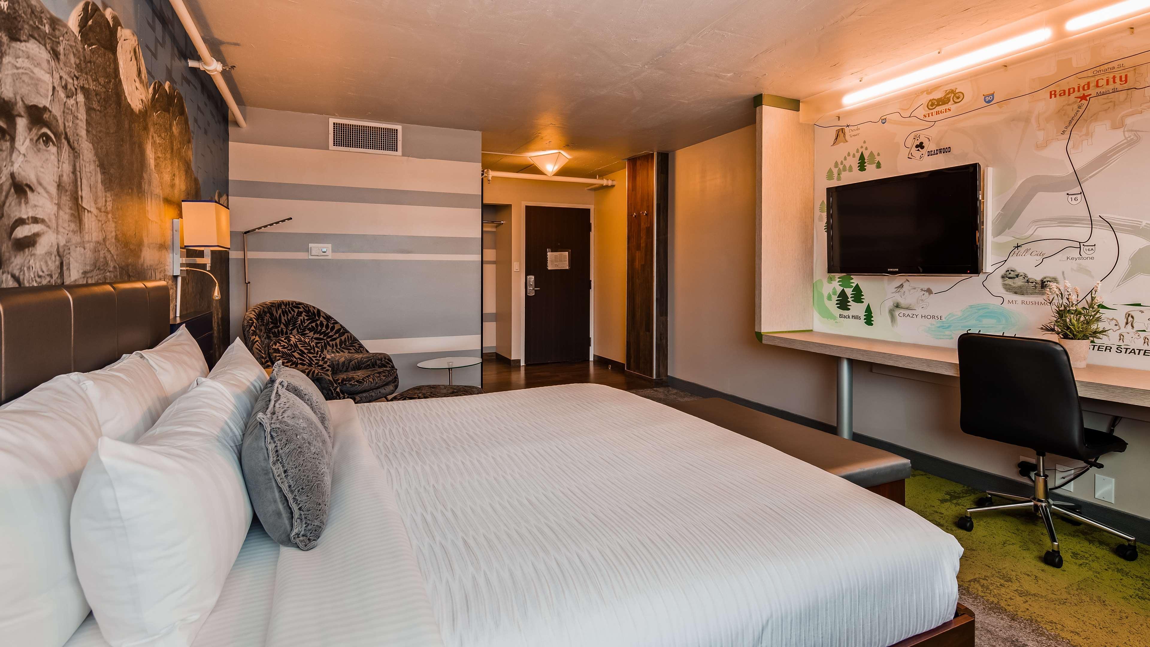 The Rushmore & Suites; Bw Premier Collection Hotel Rapid City