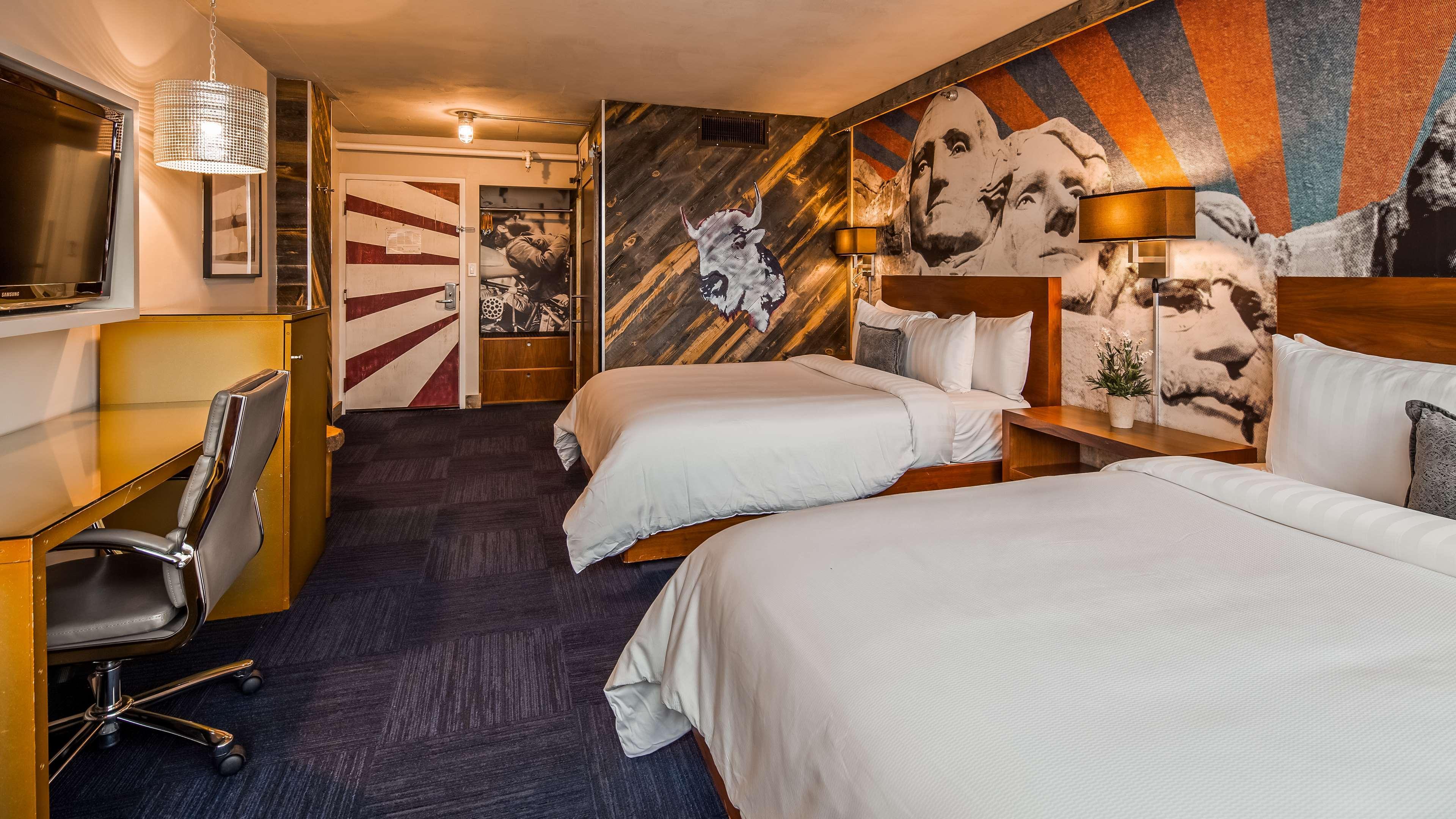 The Rushmore & Suites; Bw Premier Collection Hotel 3*