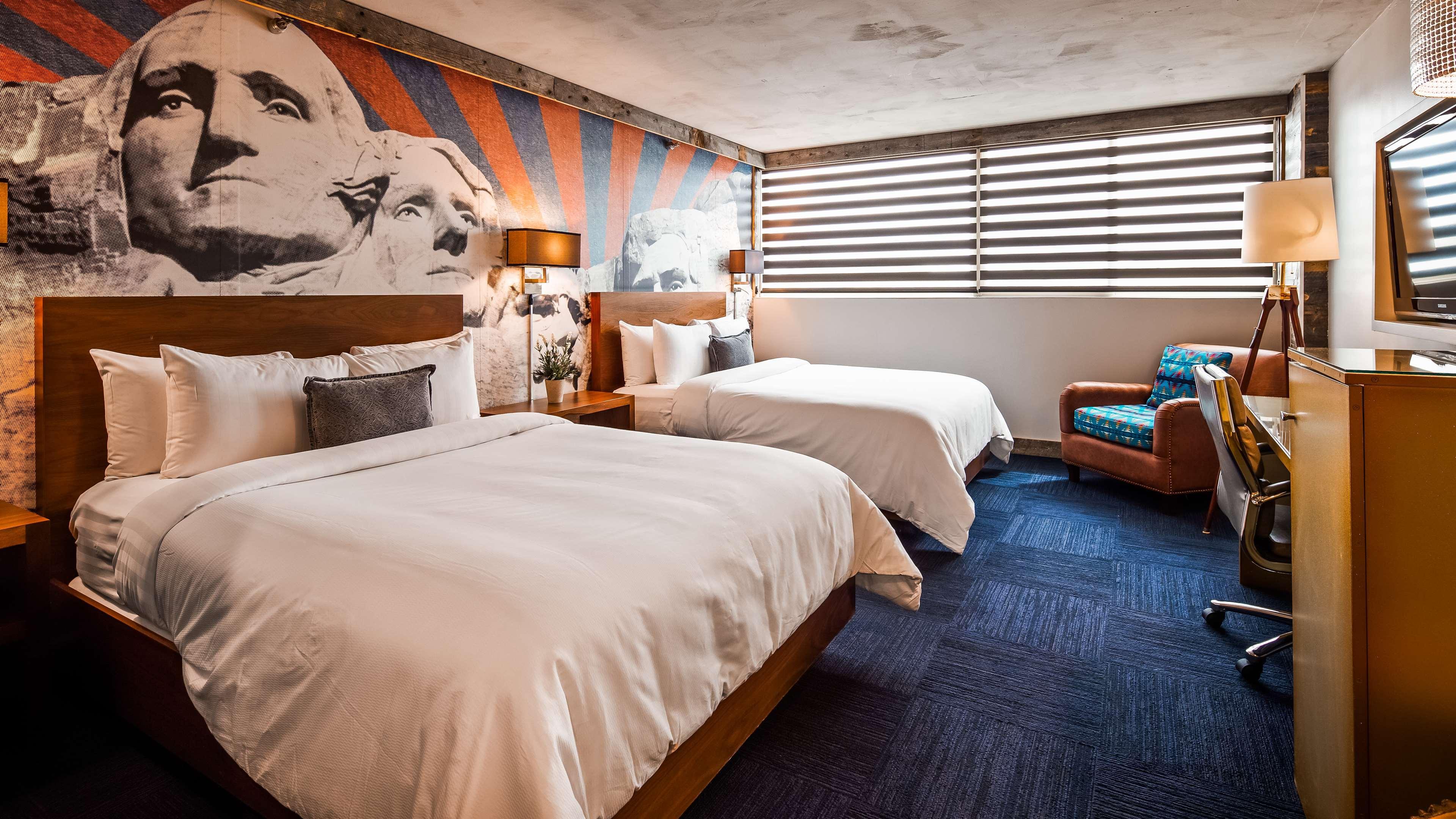 The Rushmore & Suites; Bw Premier Collection 3*