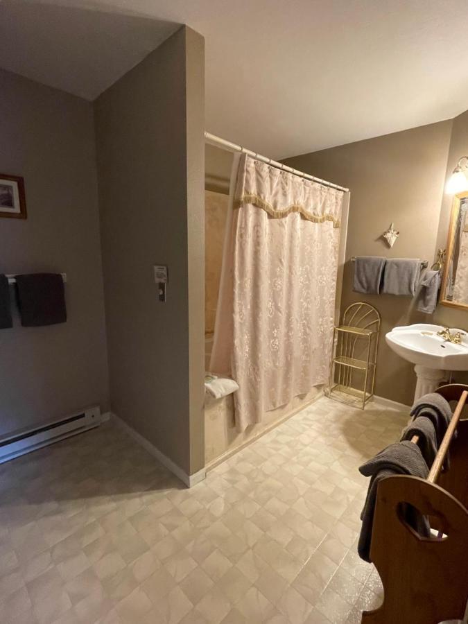 Inn Sweetgrass 3*