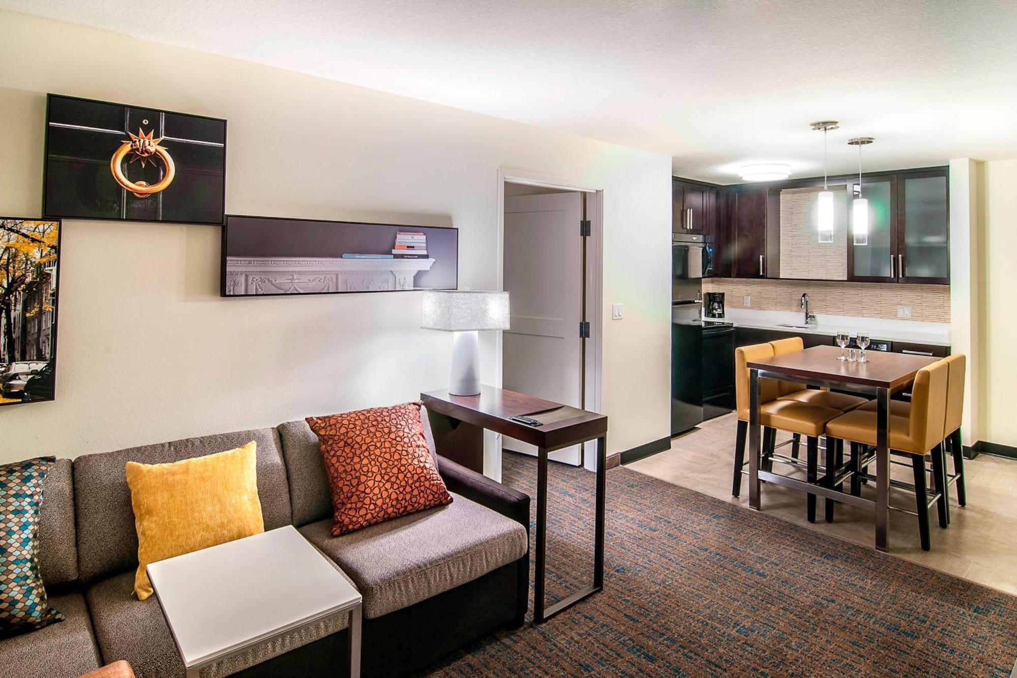By Marriott Rapid 2* Rapid City