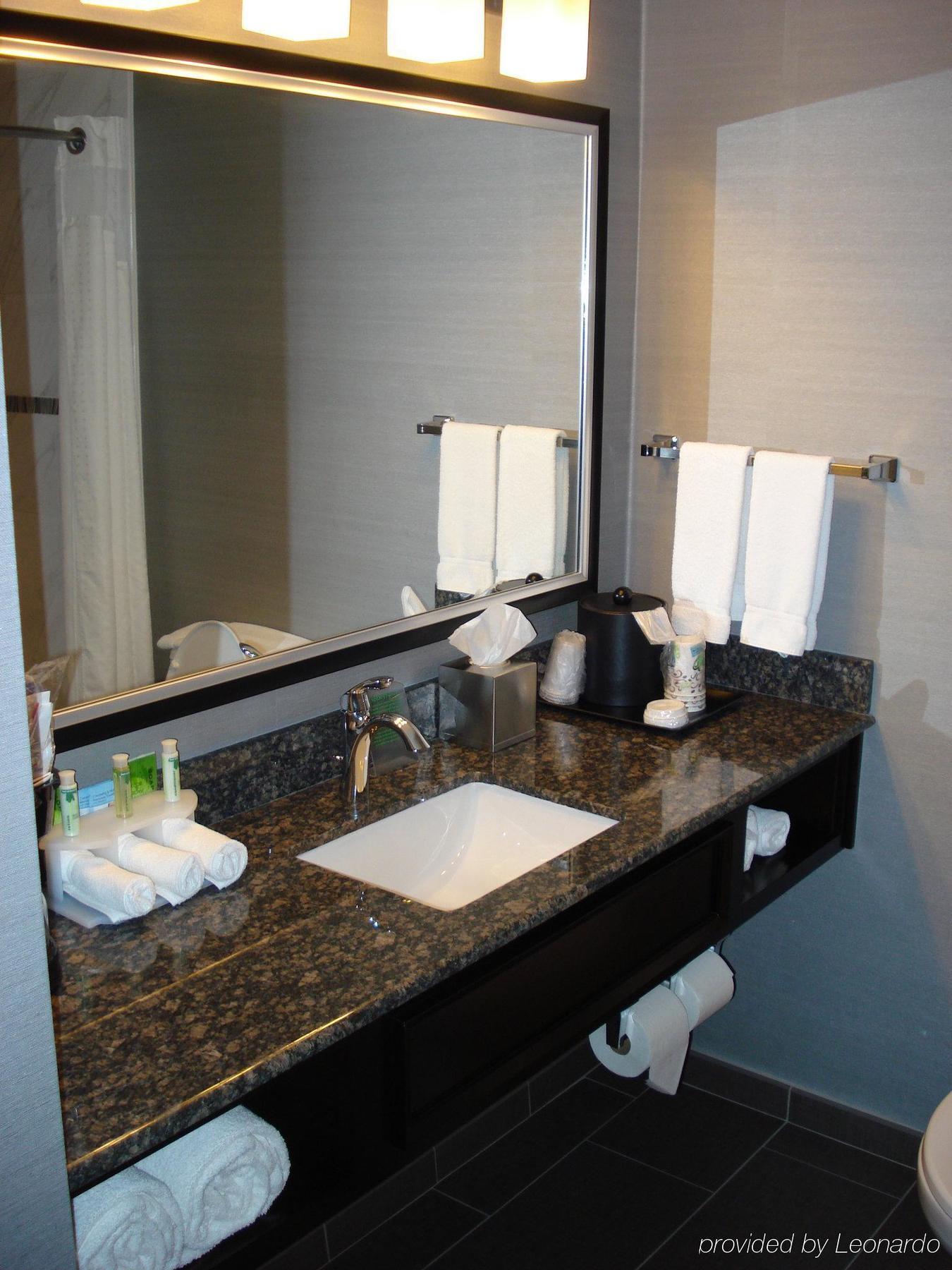 Express & Rapid By Ihg Hotel Rapid City