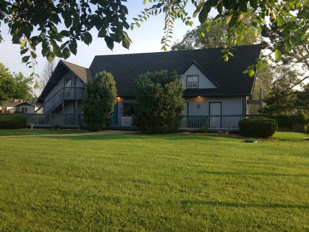 Inn Sweetgrass