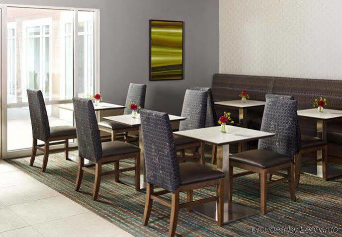 Hotel By Marriott Rapid 2*