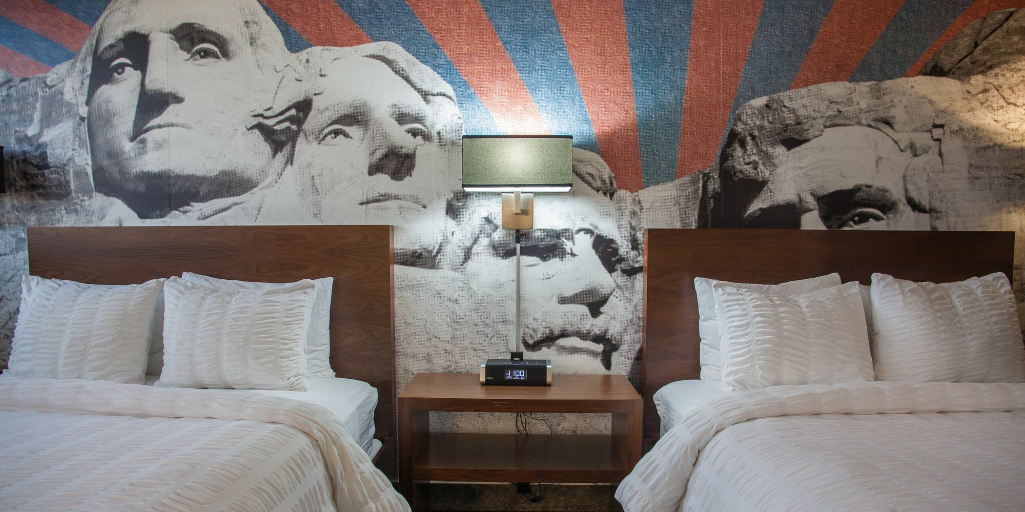 The Rushmore & Suites; Bw Premier Collection 3*