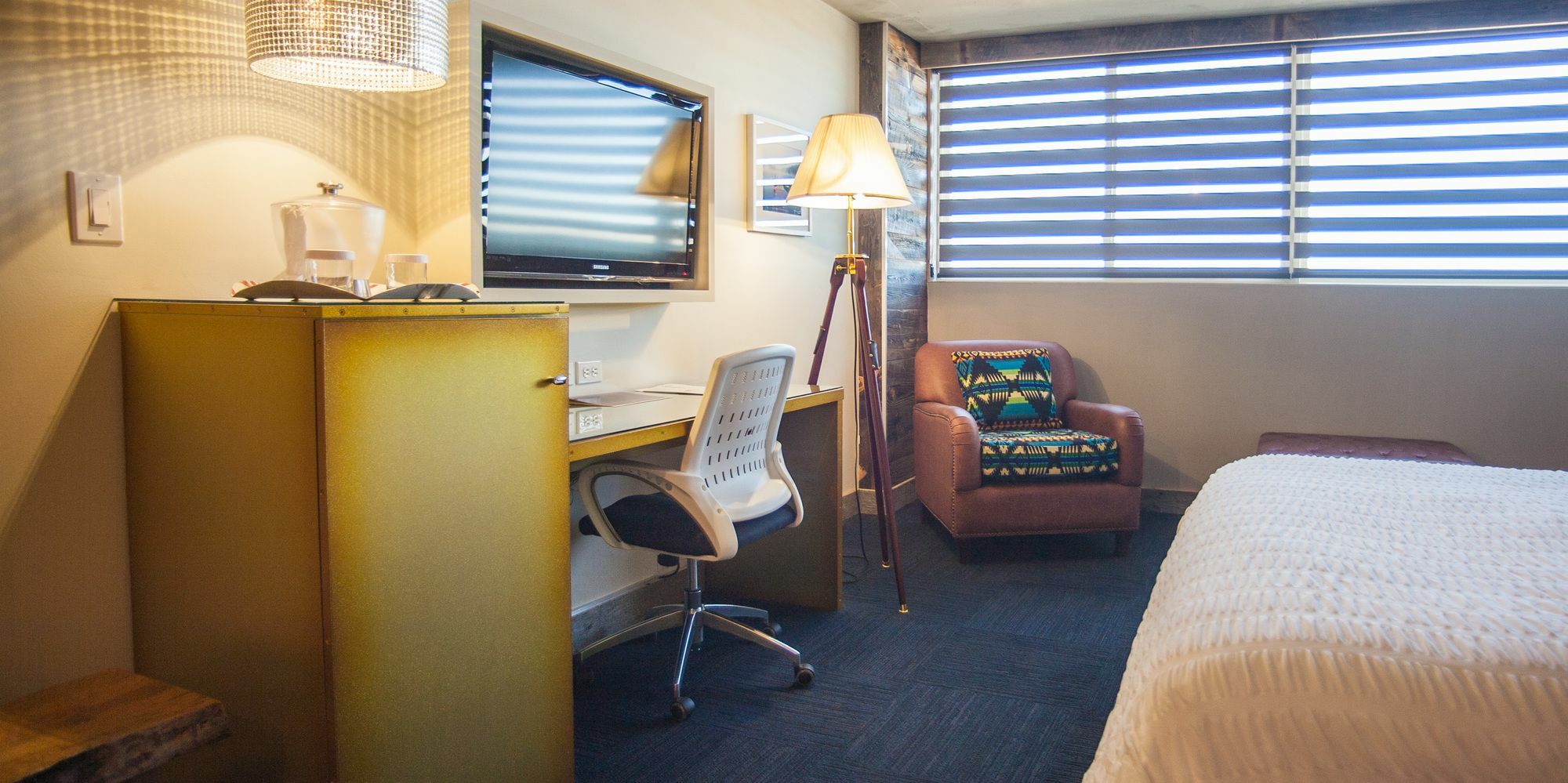 The Rushmore & Suites; Bw Premier Collection Hotel