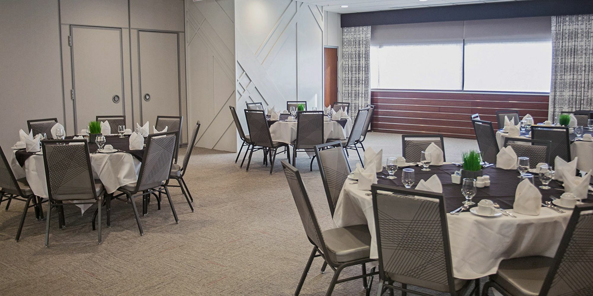 The Rushmore & Suites; Bw Premier Collection Hotel