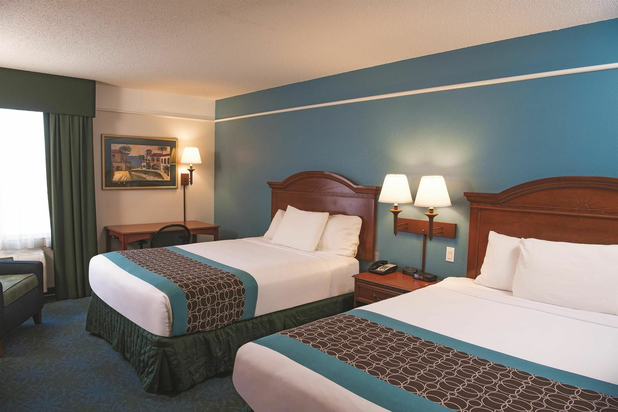 La Quinta And By Wyndham At Watiki Waterpark Hotel 3*